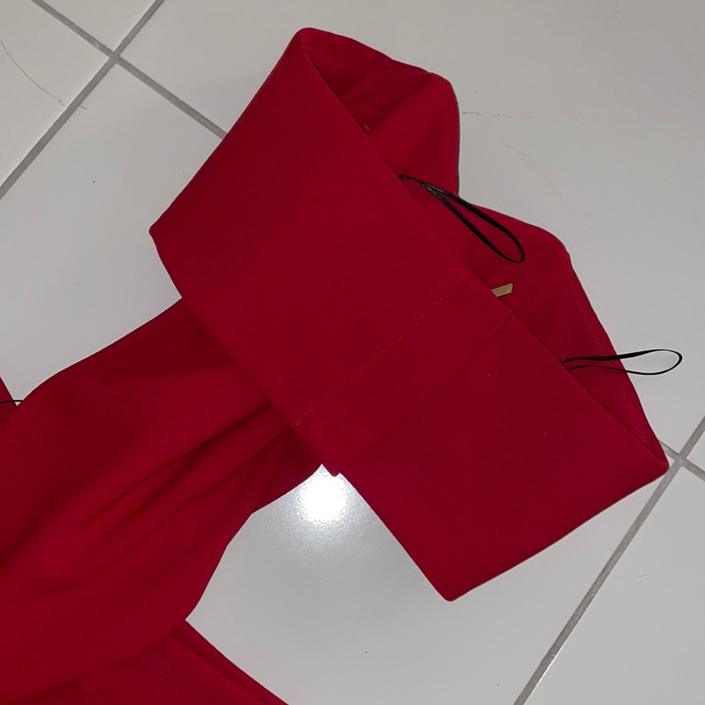 Red Two Piece - Picture 4 of 4